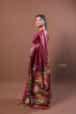 Load image into Gallery viewer, Kolika Ghicha Digital Print Saree in Maroon with Floral Elegance