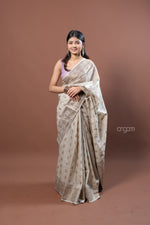 Load image into Gallery viewer, Elegant Banswara Saree with Intricate Zari Work and Borders