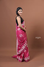 Load image into Gallery viewer, Elegant Pink Cotton Slub Saree with White Handcrafted Batik Prints
