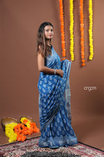 Load image into Gallery viewer, Graceful Blue Cotton Slub Saree with Elegant Prints and Border