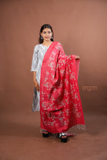 Load image into Gallery viewer, Coral Linen Dupatta with Elegant Digital Floral Print for Everyday Ethnic Grace