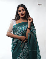 Load image into Gallery viewer, Elegant Green Kota Viscose Saree with Intricate White Woven Patterns
