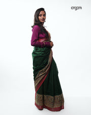 Elegant Green Cotton Slub Saree with Intricate Printed Pallu Design