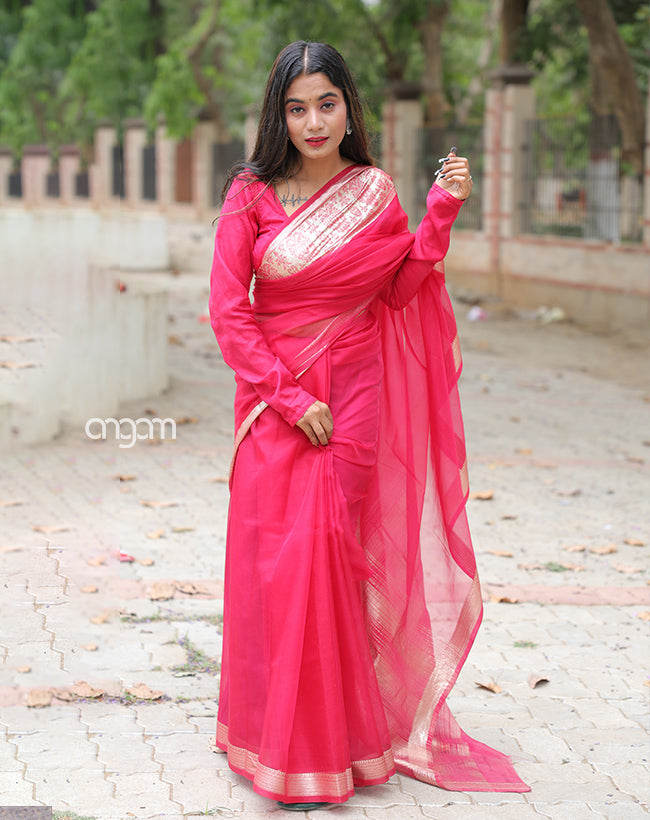 Elegant Pink Organza Saree with Golden Border for Festive Wear
