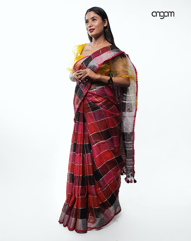 Elegant Multicolor Checked Linen Saree with Tassel Detailing and Shine