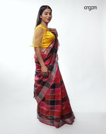 Load image into Gallery viewer, Elegant Multicolor Checked Linen Saree with Tassel Detailing and Shine
