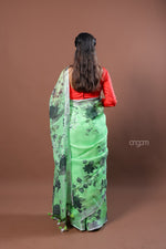 Load image into Gallery viewer, Light Green Linen Digital Print Saree with Floral Motifs
