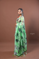 Load image into Gallery viewer, Light Green Linen Digital Print Saree with Floral Motifs
