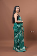 Load image into Gallery viewer, Green Cotton Slub Saree with Handcrafted White Floral Patterns
