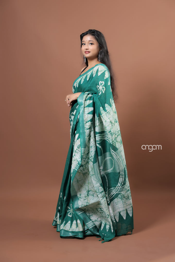 Green Cotton Slub Saree with Handcrafted White Floral Patterns