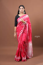 Load image into Gallery viewer, Vibrant Pink Cotton Slub Saree with Handcrafted White Batik Prints
