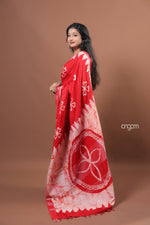 Load image into Gallery viewer, Vibrant Red Cotton Slub Saree with Handcrafted White Batik Print
