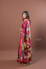 Load image into Gallery viewer, Elegant Kolika Munga Digital Print Saree with Floral Motifs
