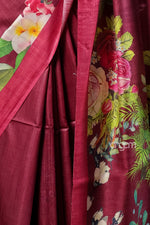 Load image into Gallery viewer, Elegant Kolika Munga Digital Print Saree with Floral Motifs
