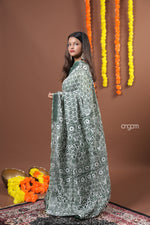 Load image into Gallery viewer, Elegant Green Cotton Slub Saree with Intricate Prints and Border
