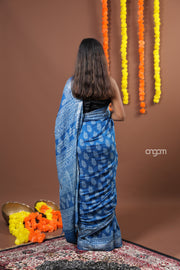 Graceful Blue Cotton Slub Saree with Elegant Prints and Border