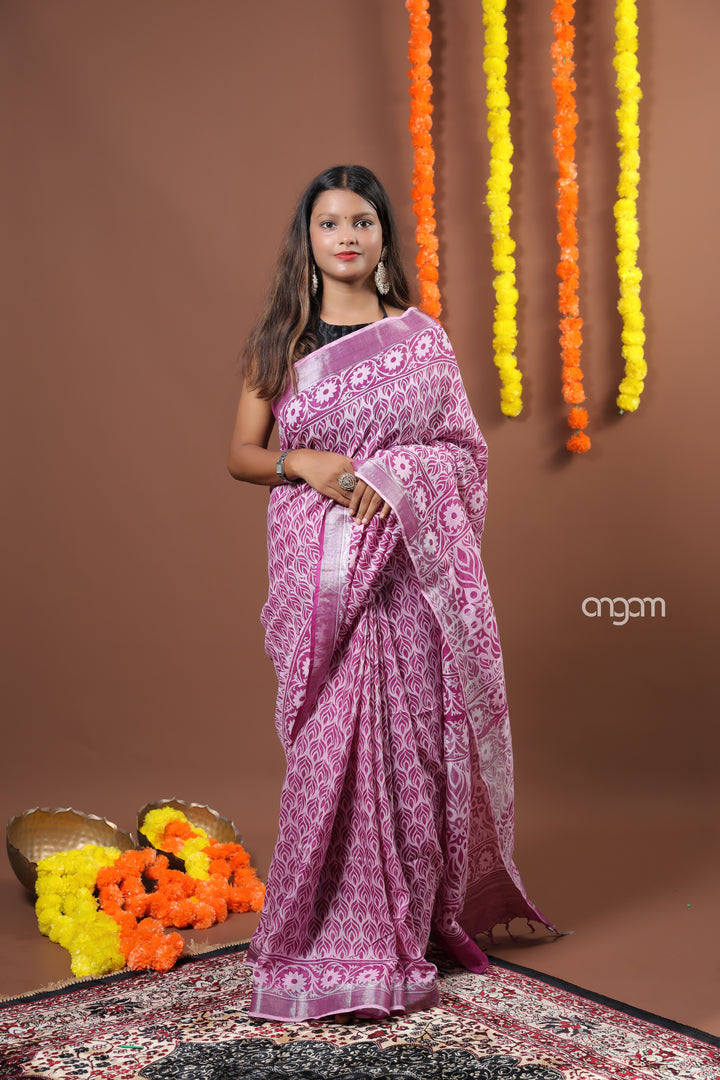 Elegant Pink Cotton Slub Saree with Intricate Patterns and Border