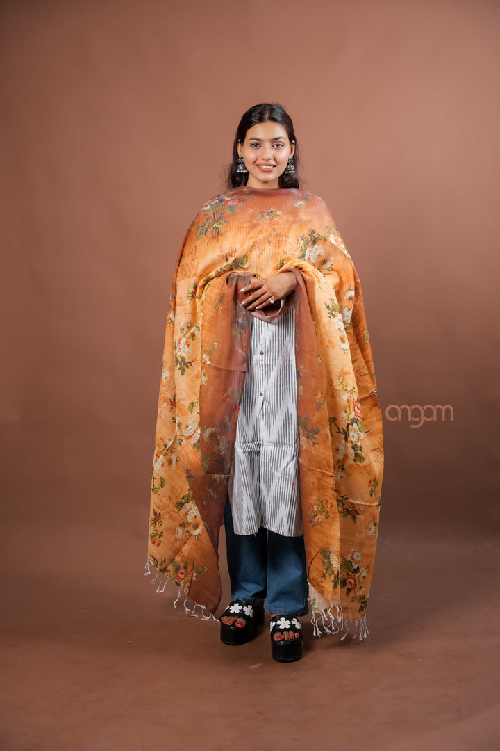 Peach Linen Dupatta with Elegant Digital Floral Print for Timeless Ethnic Charm