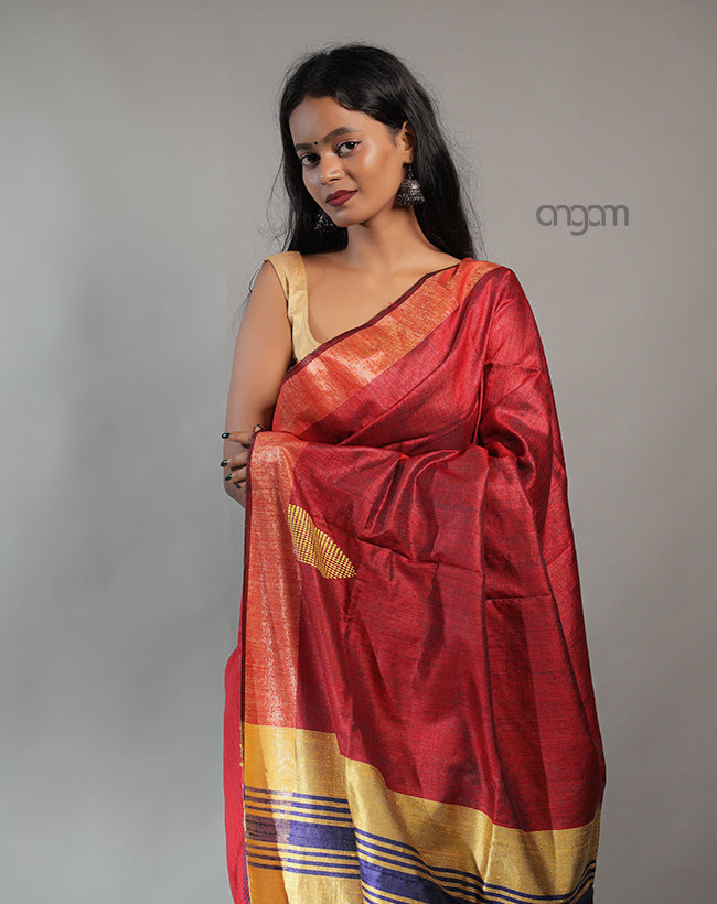 Kolika Matka Silk Saree – Red & Gold Elegant Drape
