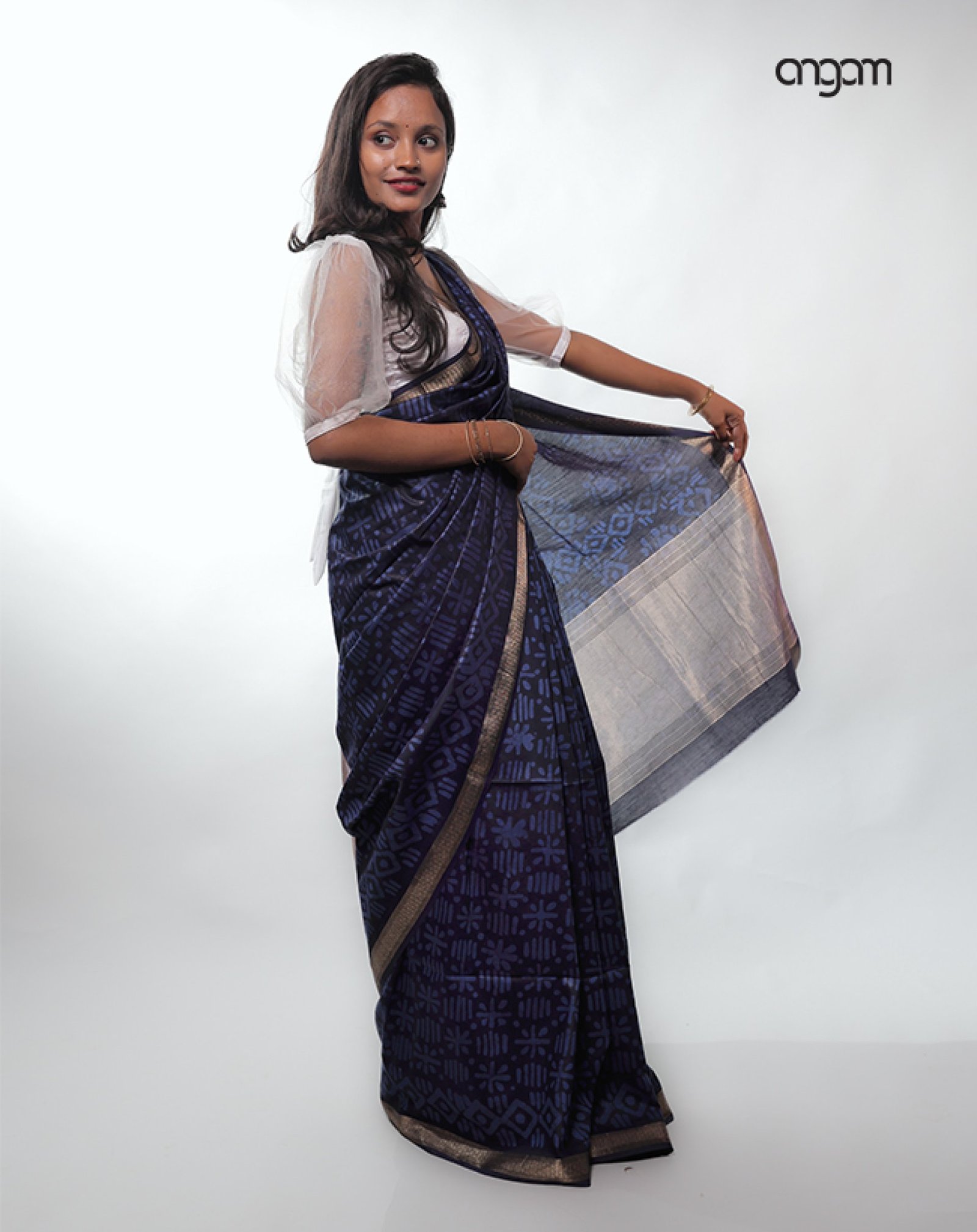 Black Liva Saree-Batik Print